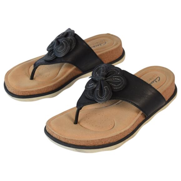 Clarks Brynn Style Black Leather Slip On Floral Sandals Size 6.5 - Picture 1 of 7